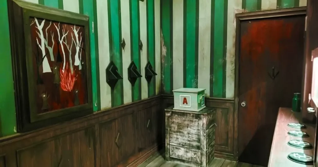 Why Eludesions Is Phoenix’s Go-To Escape Room for Teens & Adults